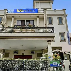 Fabhotel K H Bar And Rest Varanasi